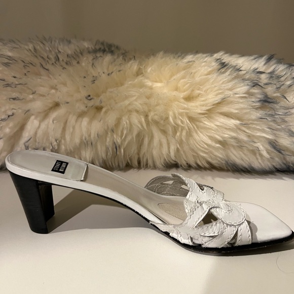 Stuart Wietzman White Leather with Black Heeled Slip On  Sandals Size 8.5 - Picture 7 of 11